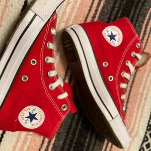 Converse Chuck Taylor All Star Classic High Top Sneakers Red - Size 6
